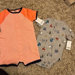 Short sleeve onesie and short sleeve romper